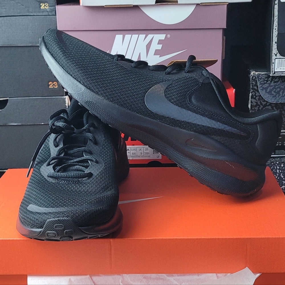 Nike Revolution 7 Men's Black Running Shoes Size 12